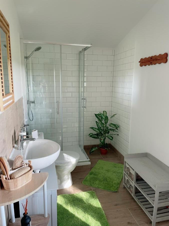 Landhaus Mit Pool, Bungalow In Der Natur Hohenbollentin ภายนอก รูปภาพ