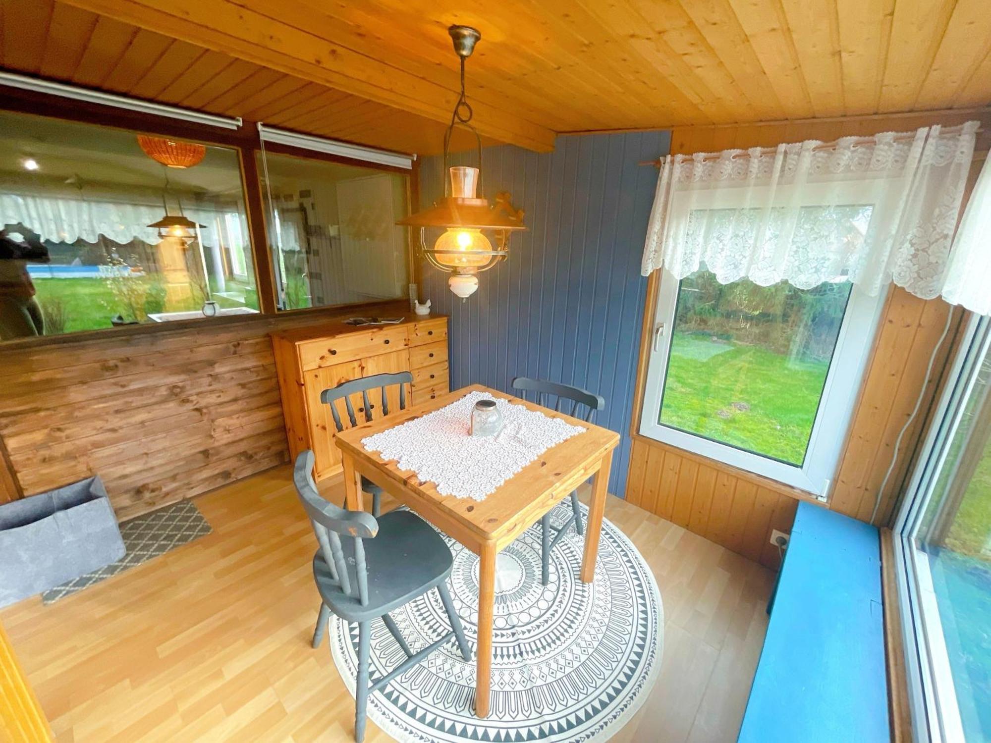 Landhaus Mit Pool, Bungalow In Der Natur Hohenbollentin ภายนอก รูปภาพ